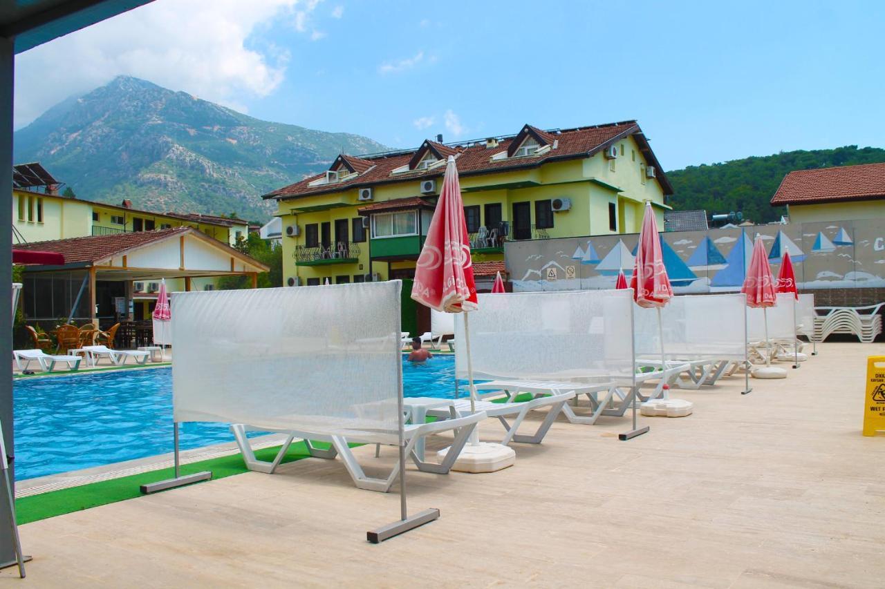 Carmina Hotel Ovacik  Exterior photo